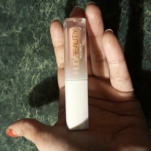 Huda Beauty Silk Balm- Blush shade ( universal pink tint ) 1.5 ml new never used